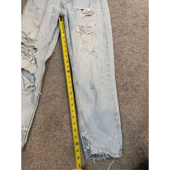 Zara Light Wash Distressed Jeans - Size USA 31 - Picture 6 of 6